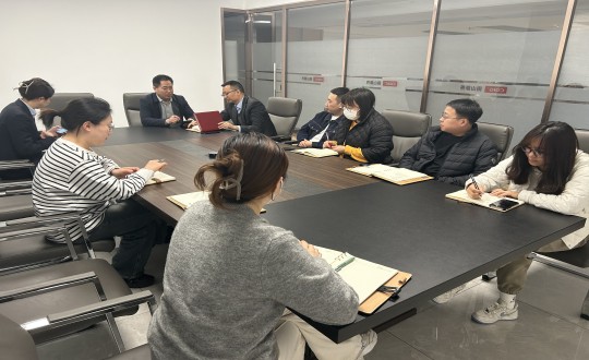 15.康养地产公司召开2024年度EBET易博视野通讯员工作会议_副本.jpg